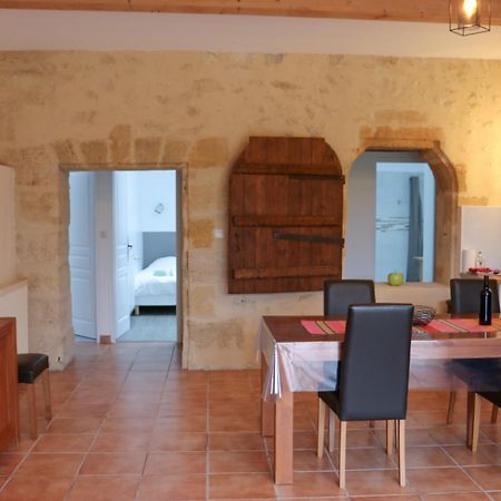 La Vigneraie De Laura: Gite Entre Vignes Et Chenes Sainte-Colombe  Kültér fotó