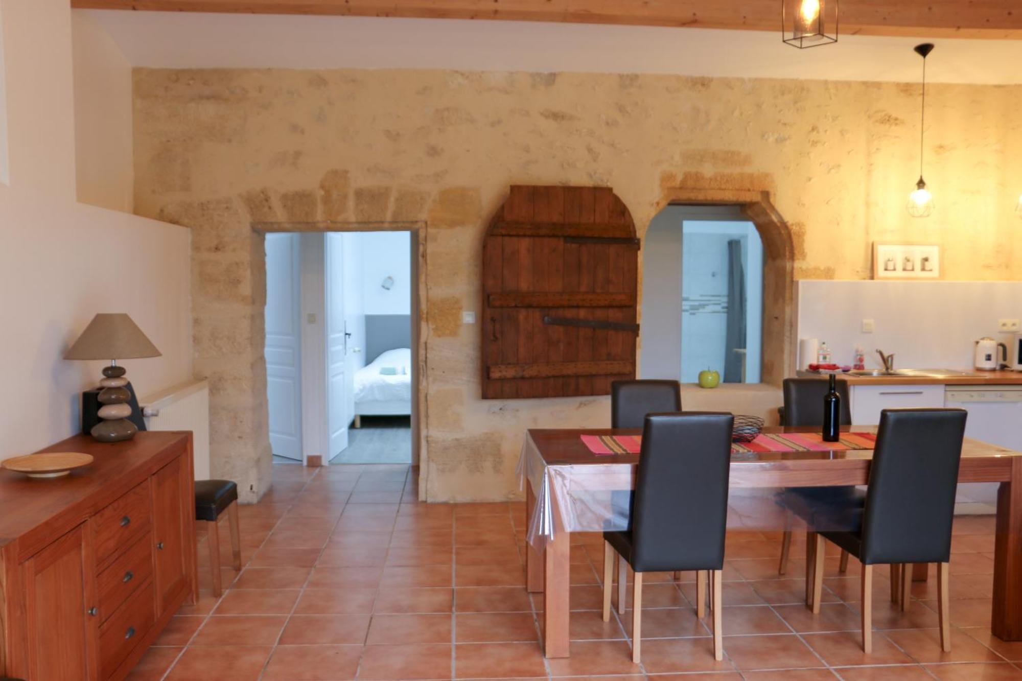 La Vigneraie De Laura: Gite Entre Vignes Et Chenes Sainte-Colombe  Kültér fotó